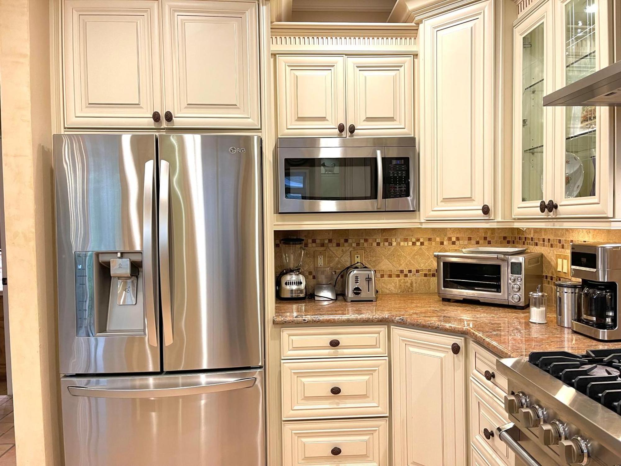 Casa Lux Monica Prime Santa Monica Luxury One-of-a-kind Apartment *