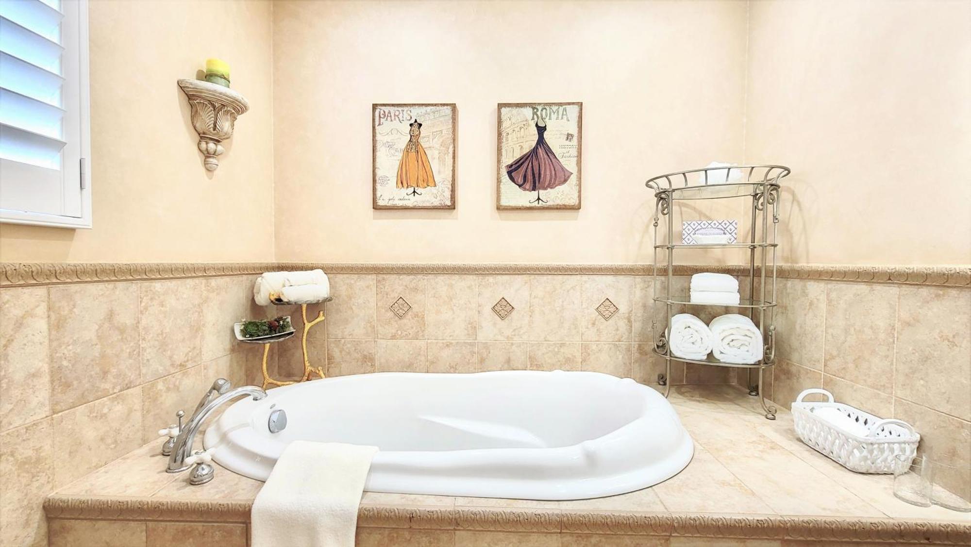Casa Lux Monica Prime Santa Monica Luxury One-of-a-kind Los Angeles