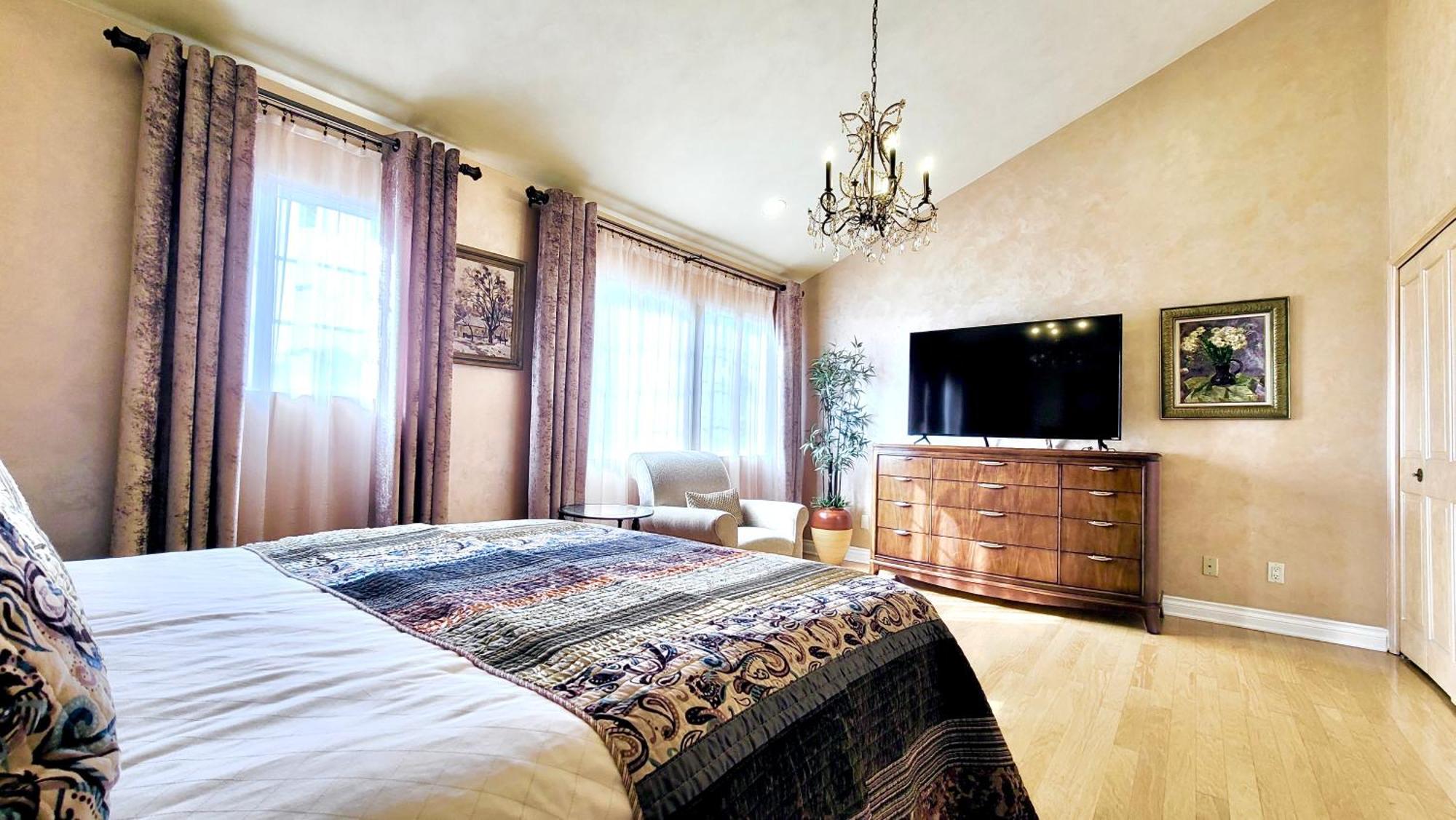 Casa Lux Monica Prime Santa Monica Luxury One-of-a-kind